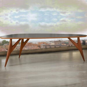 Tavolo moderno in legno massello